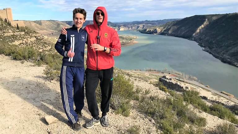 Felix Heinemann und Johannes Rentz im Traingslager im spanischen Mequinenza (Foto: Ruderclub Hansa von 1898 e.V. Dortmund) Felix Heinemann und Johannes Rentz im Traingslager im spanischen Mequinenza