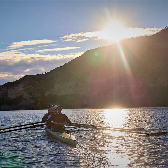 U23 Vierer auf dem Wasser im spanischen Mequinenza
